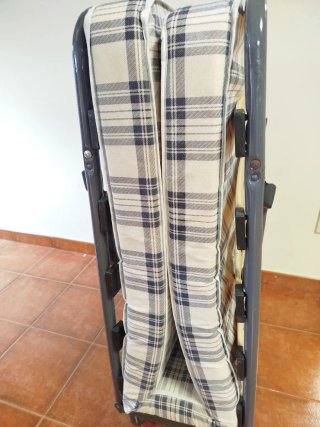 Cama Plegable con Ruedas de 90 cm