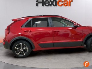 Kia Niro 1.6 GDi PHEV 104kW (141CV) Concept