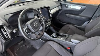 VOLVO XC40 Momentum Pro, T3 automático
