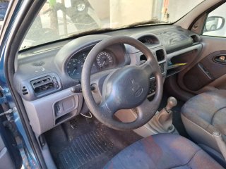 Renault Clio 2001