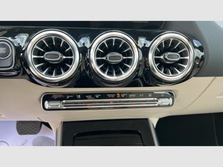 Mercedes Benz EQA EQA 250