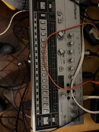 Roland TR-06 Caixa Switch Compasso Partido