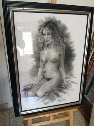 Disegno a matita donna nuda