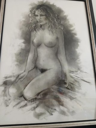 Disegno a matita donna nuda