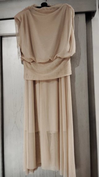 Conjunto top y falda tul beige talla única