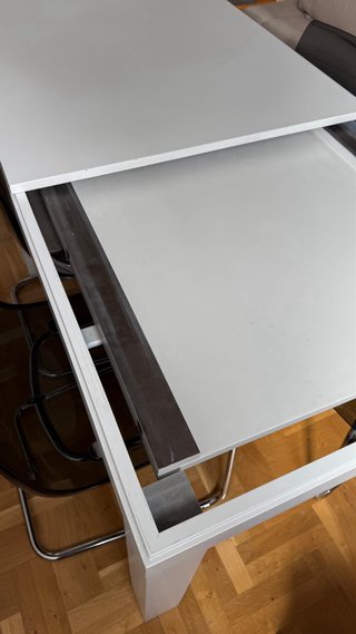 Mesa extensible blanca + 4 sillas ikea
