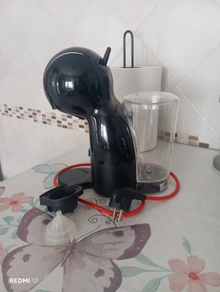Cafetera Dolce Gusto Negra