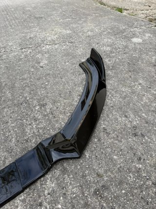 Spoiler anteriore auto nero lucido