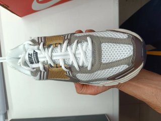Nike Vomero 5 Scarpe Donna 38.5 Nuove