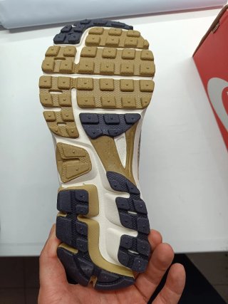 Nike Vomero 5 Scarpe Donna 38.5 Nuove
