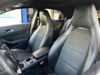 Mercedes-Benz Clase A 200 d AMG Line
