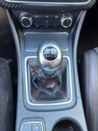 Mercedes-Benz Clase A 200 d AMG Line