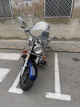 Yamaha Drag star 1100 xvs Cruiser Azul y Negra