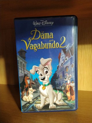 La Dama y el Vagabundo 2 VHS (Español)