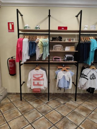 Mobiliario para  para tienda