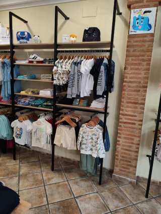 Mobiliario para  para tienda