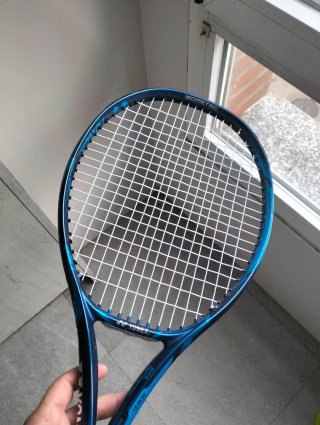 Raqueta Yonex Ezone 100