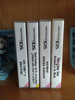 Pacchetto 4 Giochi Nintendo DS: I Sims, Rayman, Brain