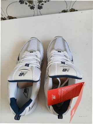 New Balance 530 Talla 42 Blanco Plata Marino