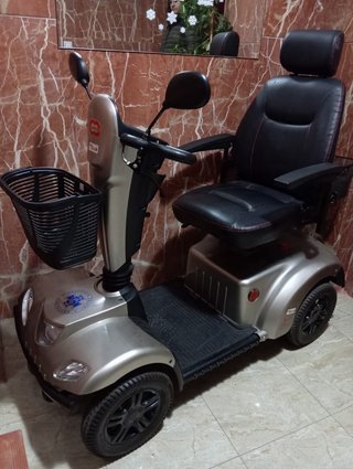 Scooter eléctrico movilidad reducida