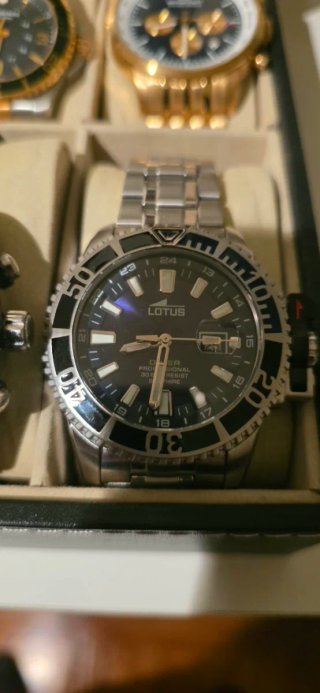 Reloj Lotus Diver Profesional 30 Bar