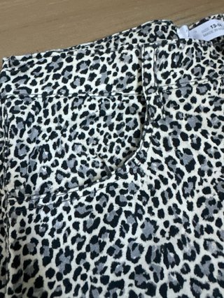 Pantalón estampado niña