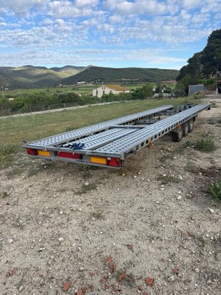 Remolque portacoches doble 8metros útil, 3500kg