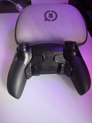 Mando Scuf PS5 con accesorios
