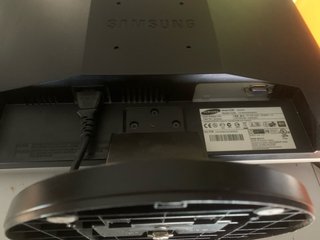 Monitor Samsung Argento/Nero