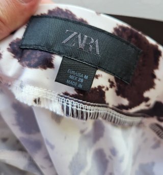Falda midi Zara estampado vaca Talla M