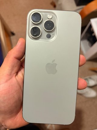 iPhone 16 Pro Max Bateria 100%