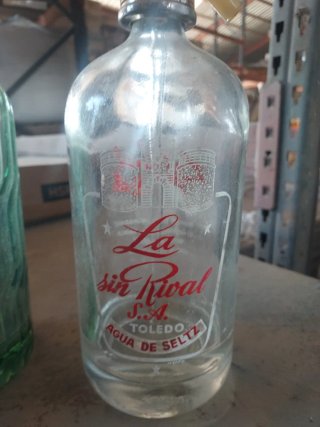 Vecchie bottiglie di vetro di Toledo