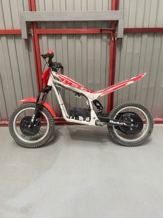 Beta Mini trial E 16 moto eléctrica