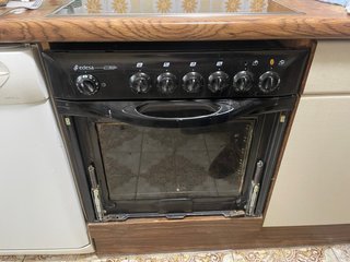 Horno polivalente y vitrocerámica Edesa