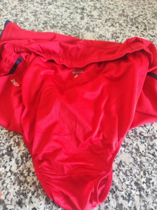 Pantaloncini sportivi uomo Nike Rossi
