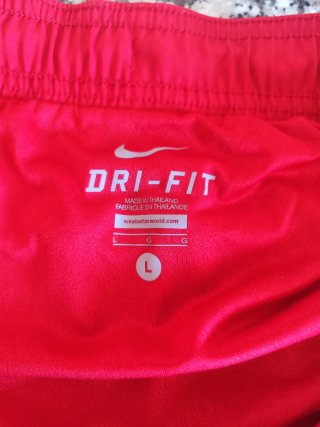 Pantaloncini sportivi uomo Nike Rossi