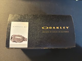 Oakley Airbrake MX Óculos NOVOS
