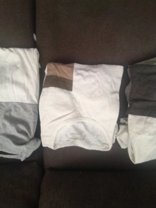 Lote 3 camisetas con bolsillo.2 Pull&Bear 1 Leftie