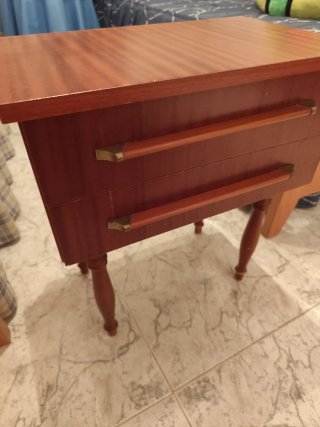 Mesilla vintage de madera