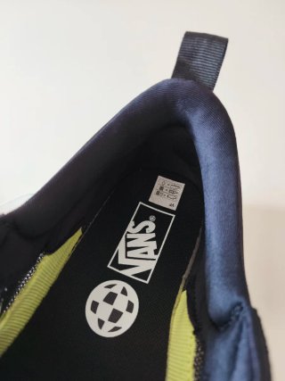 Zapatillas Vans Ultrarange Neo Vr3 Negro/Blanco