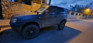 Nissan Terrano II 2002
