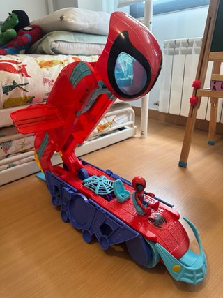 Camión de juguete Spidey