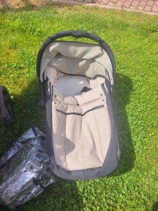Carro de bebé completo con capazo,maxicosi y silla
