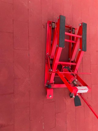 Elevador de Motos Hidráulico Rojo