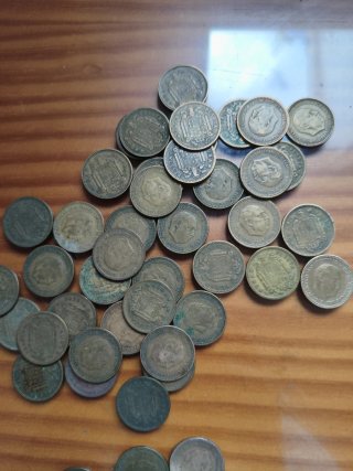 50 Monedas de 1 Peseta de franco del año 1953