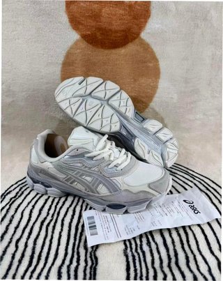 Asics Gel NYC Talla 40 Gris Blanco
