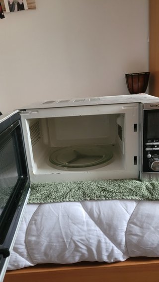 Lavadora  y  Microondas