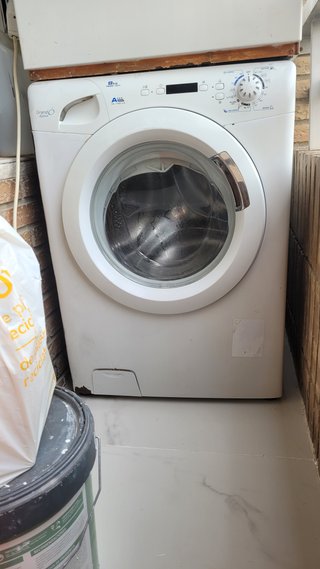 Lavadora  y  Microondas