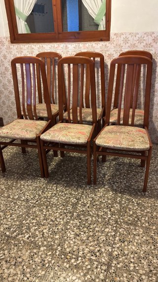 Comedor completo: librería, mesa y 6 sillas
