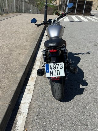 Triumph Speed Twin 1200